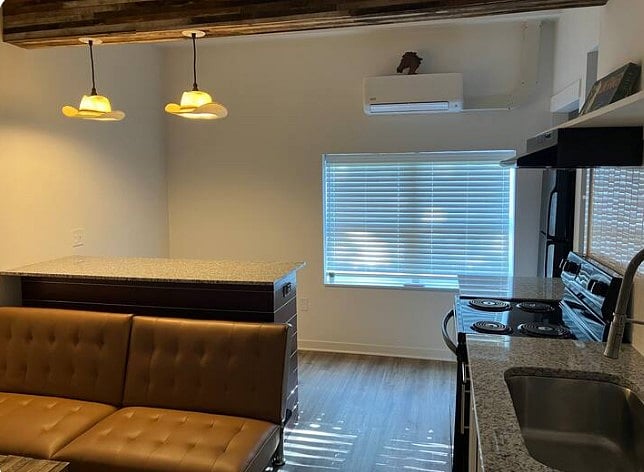 Furnished Finder property 725529_2 photo 5