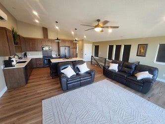 Furnished Finder property 725531_1 photo 10