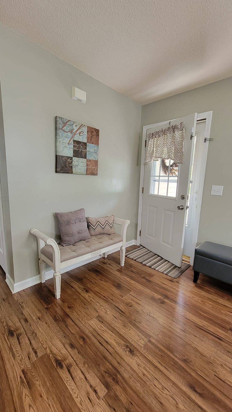 Furnished Finder property 725565_2 photo 3