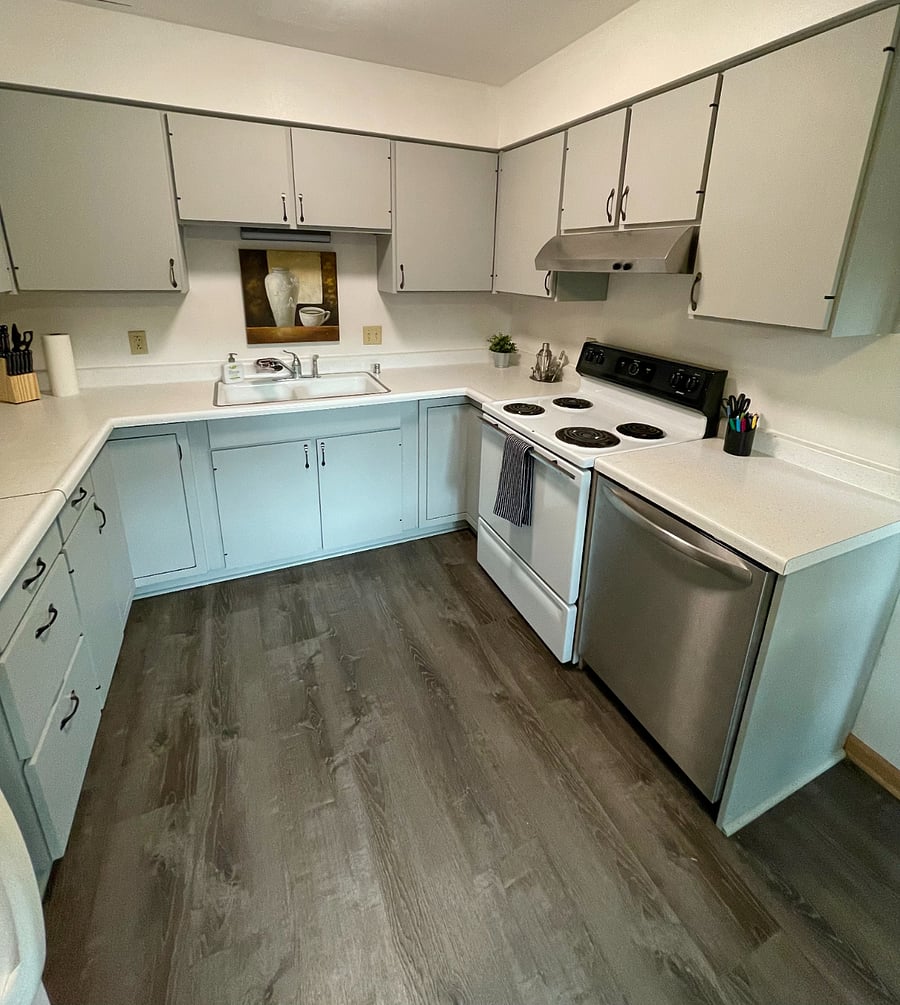 Kitchen with full size appliances