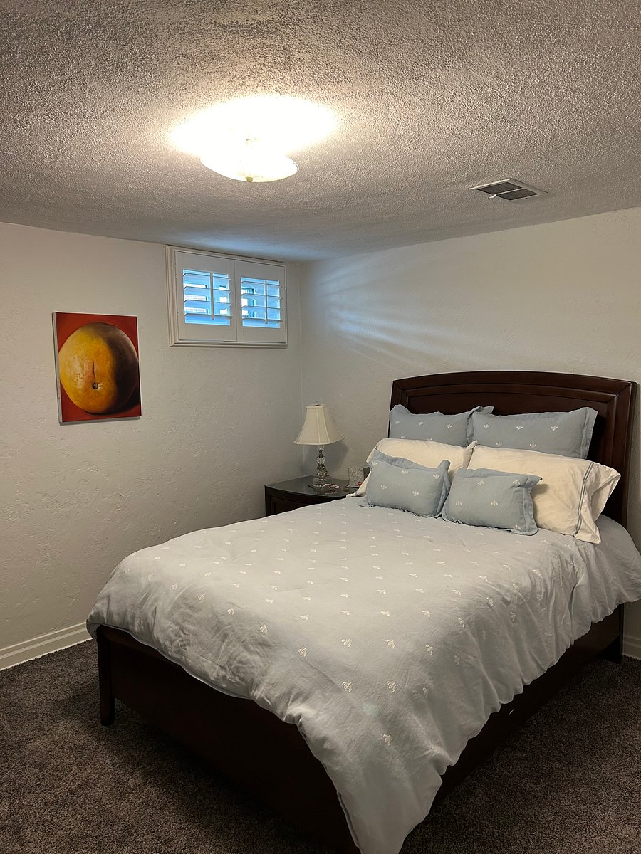 West bedroom