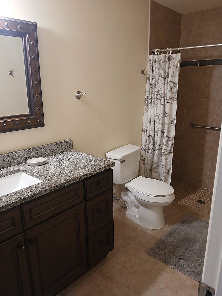 Furnished Finder property 725628_1 photo 16