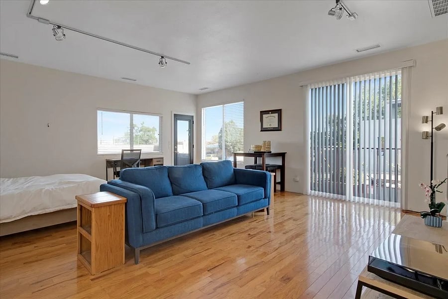 Furnished Finder property 725630_1 photo 3