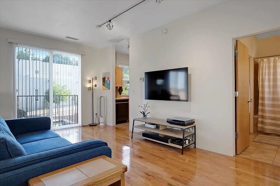 Furnished Finder property 725630_1 photo 4