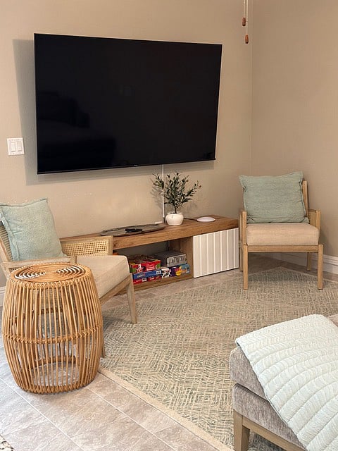 Furnished Finder property 725678_1 photo 25