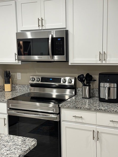 Furnished Finder property 725678_1 photo 29