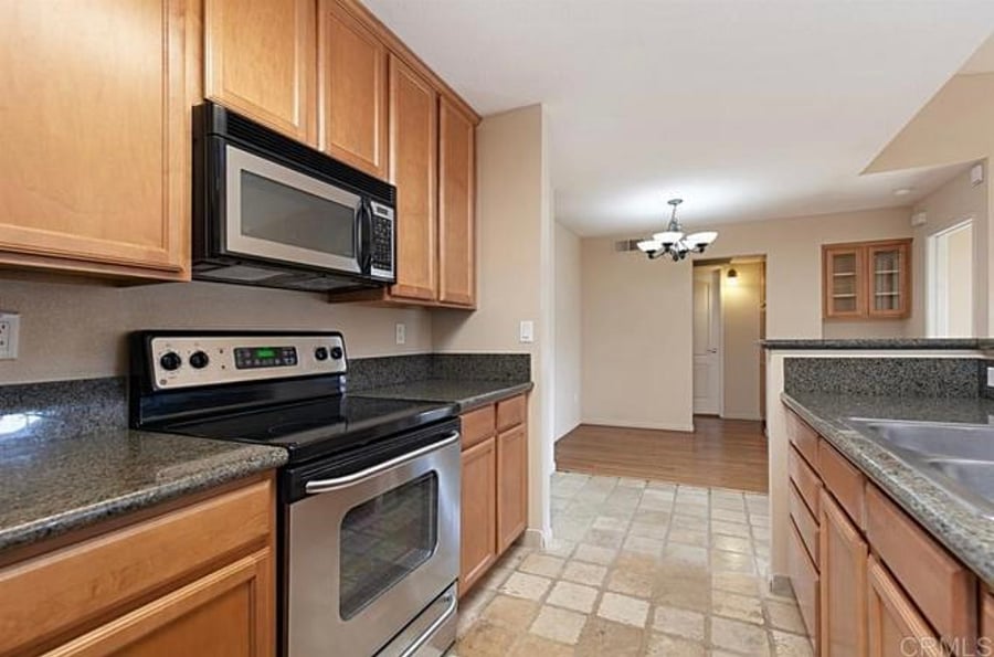 Furnished Finder property 725747_1 photo 3