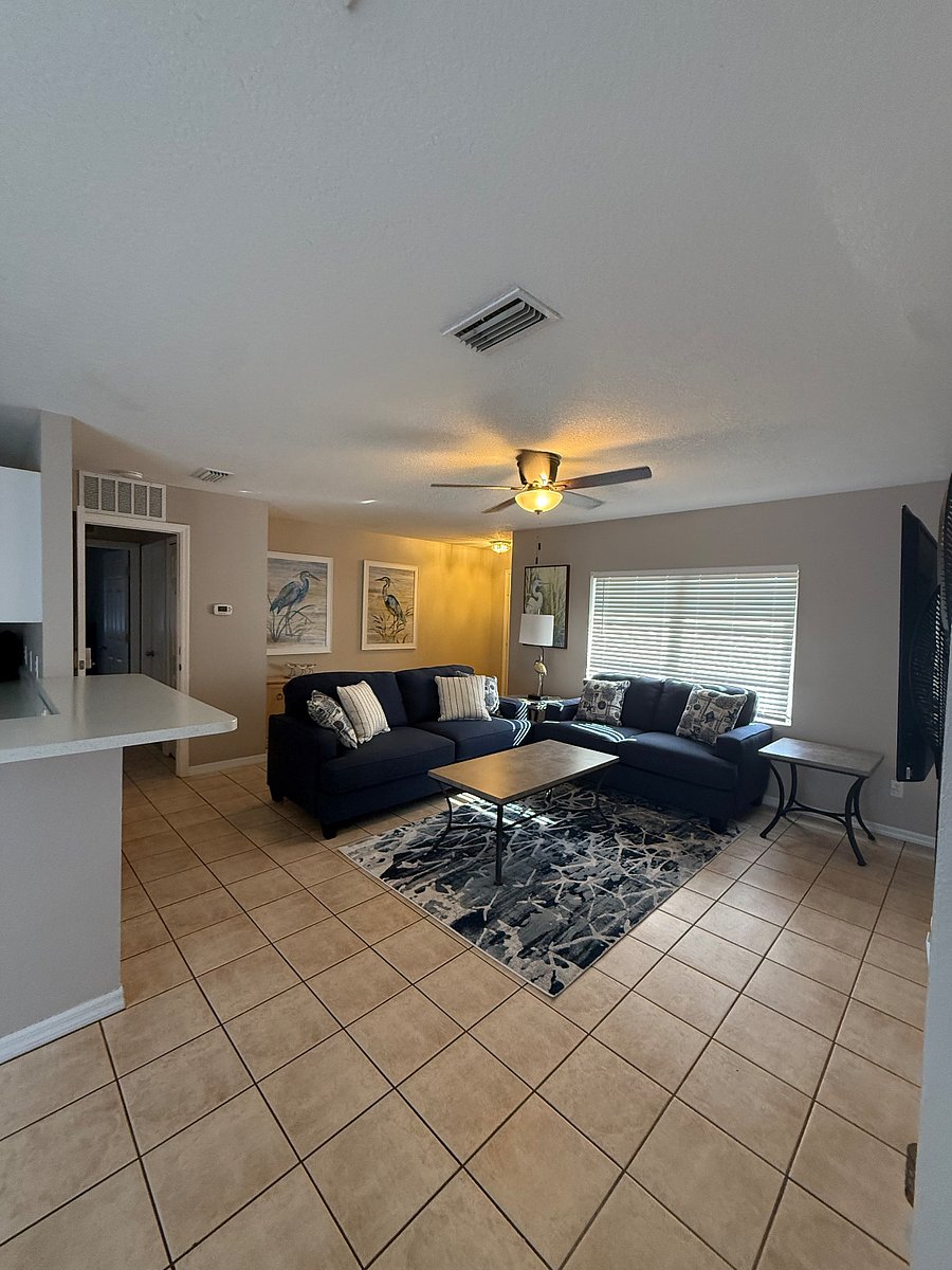 Furnished Finder property 725772_1 photo 3