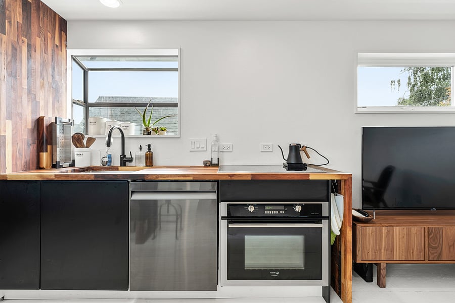 Furnished Finder property 725801_1 photo 12