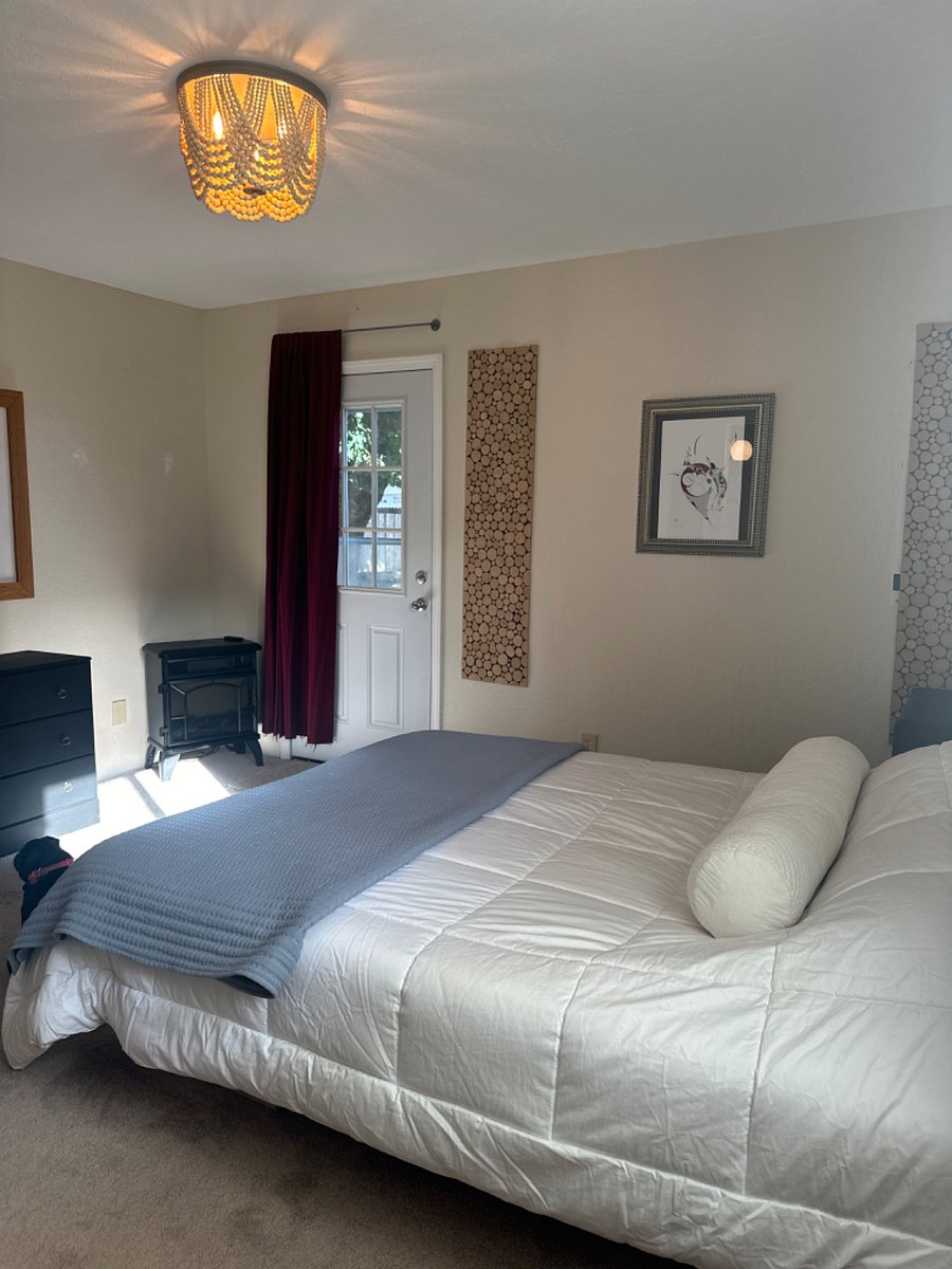 Master Bedroom with infrared heater