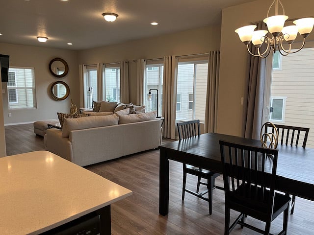 Furnished Finder property 725887_1 photo 7