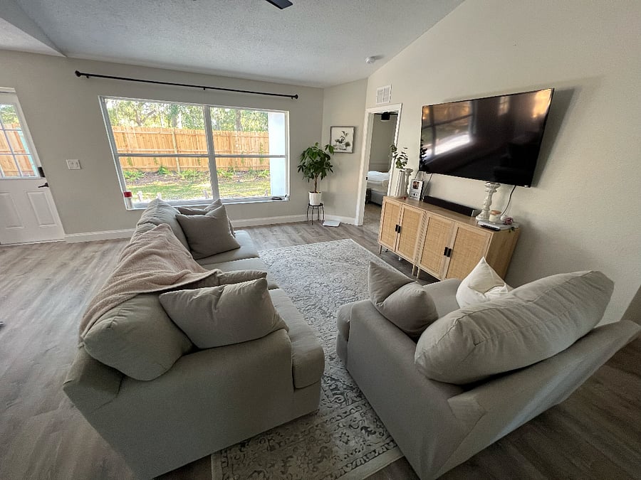 Furnished Finder property 725895_1 photo 3