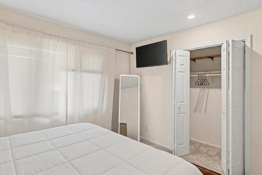 Furnished Finder property 725971_1 photo 10