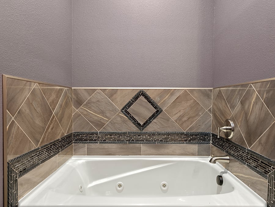 Master bath with jets