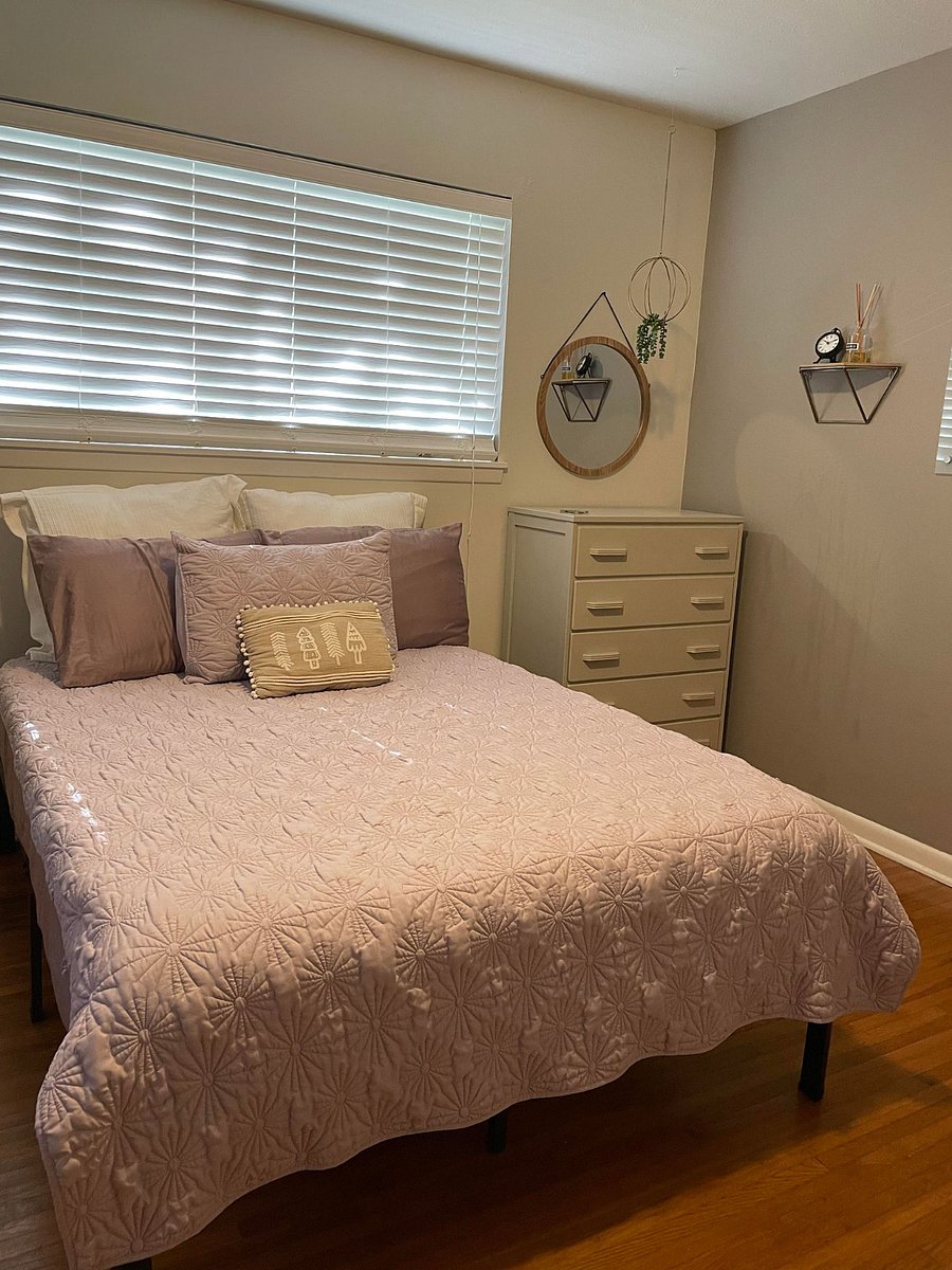 BEDROOM #2