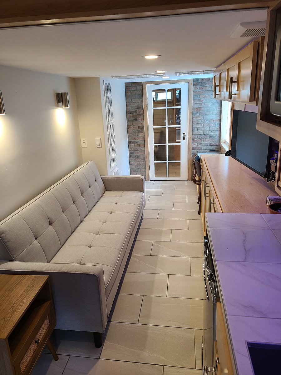 Furnished Finder property 726027_1 photo 9