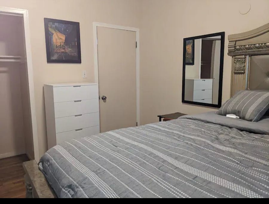 Furnished Finder property 726052_1 photo 3