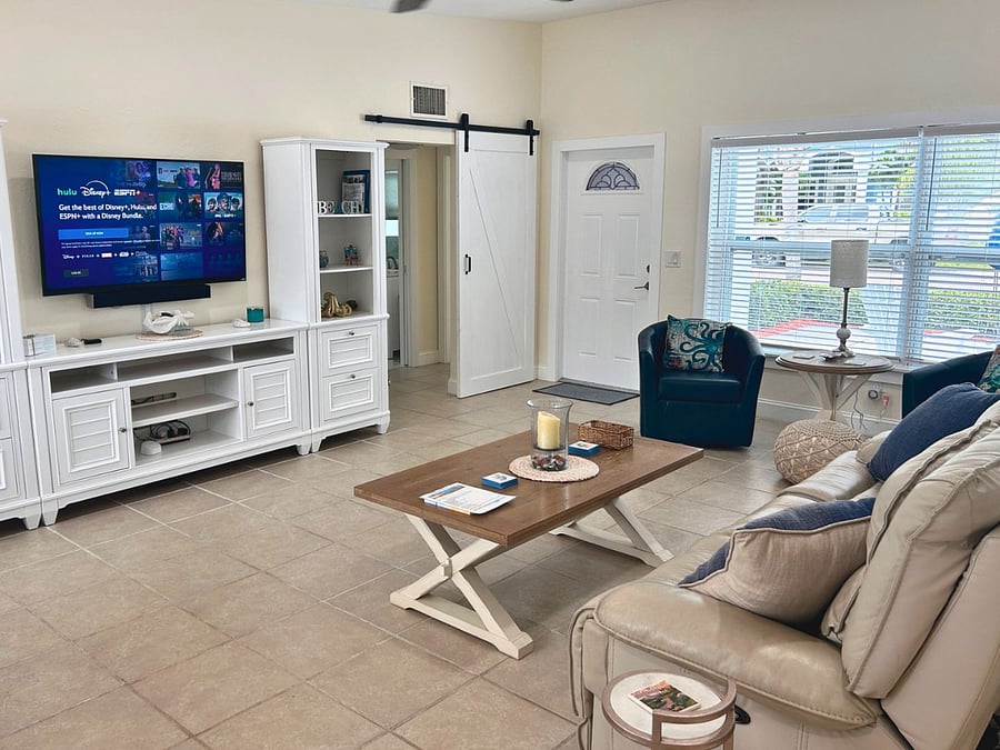 Furnished Finder property 726058_1 photo 8