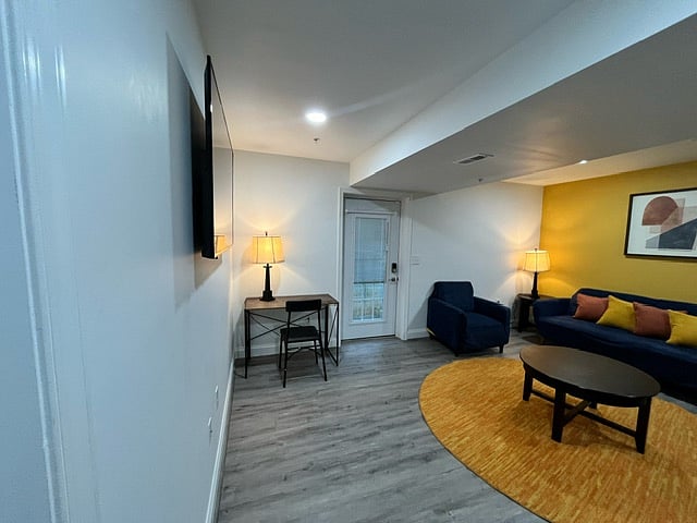 Furnished Finder property 726066_1 photo 7