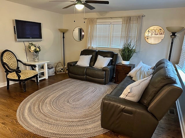 Furnished Finder property 726099_1 photo 3