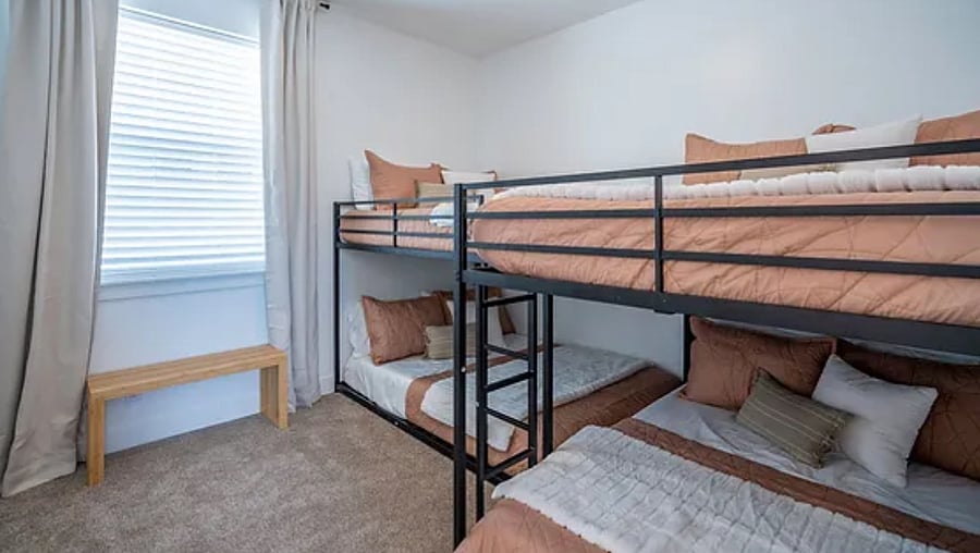 Furnished Finder property 726101_1 photo 10