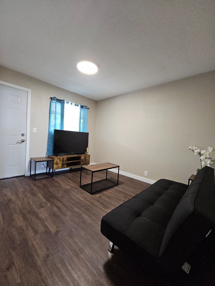 Furnished Finder property 726108_2 photo 2