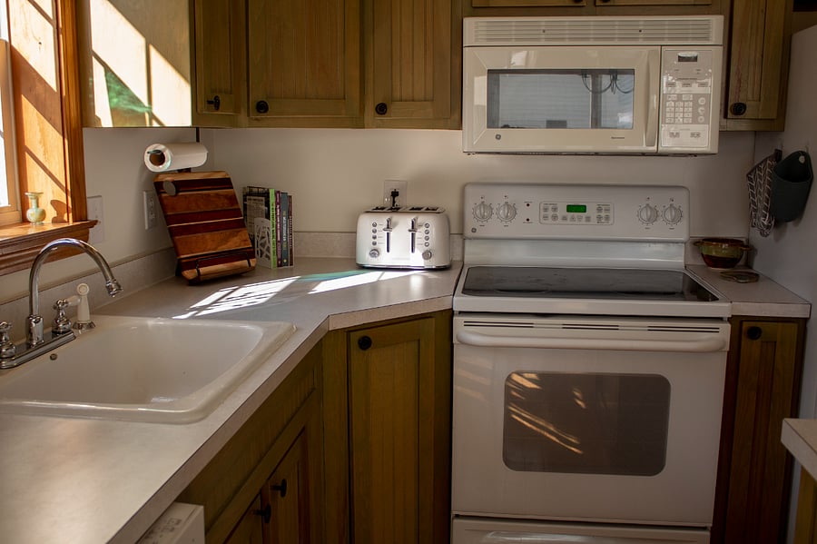 Kitchen - sink, stove, toaster