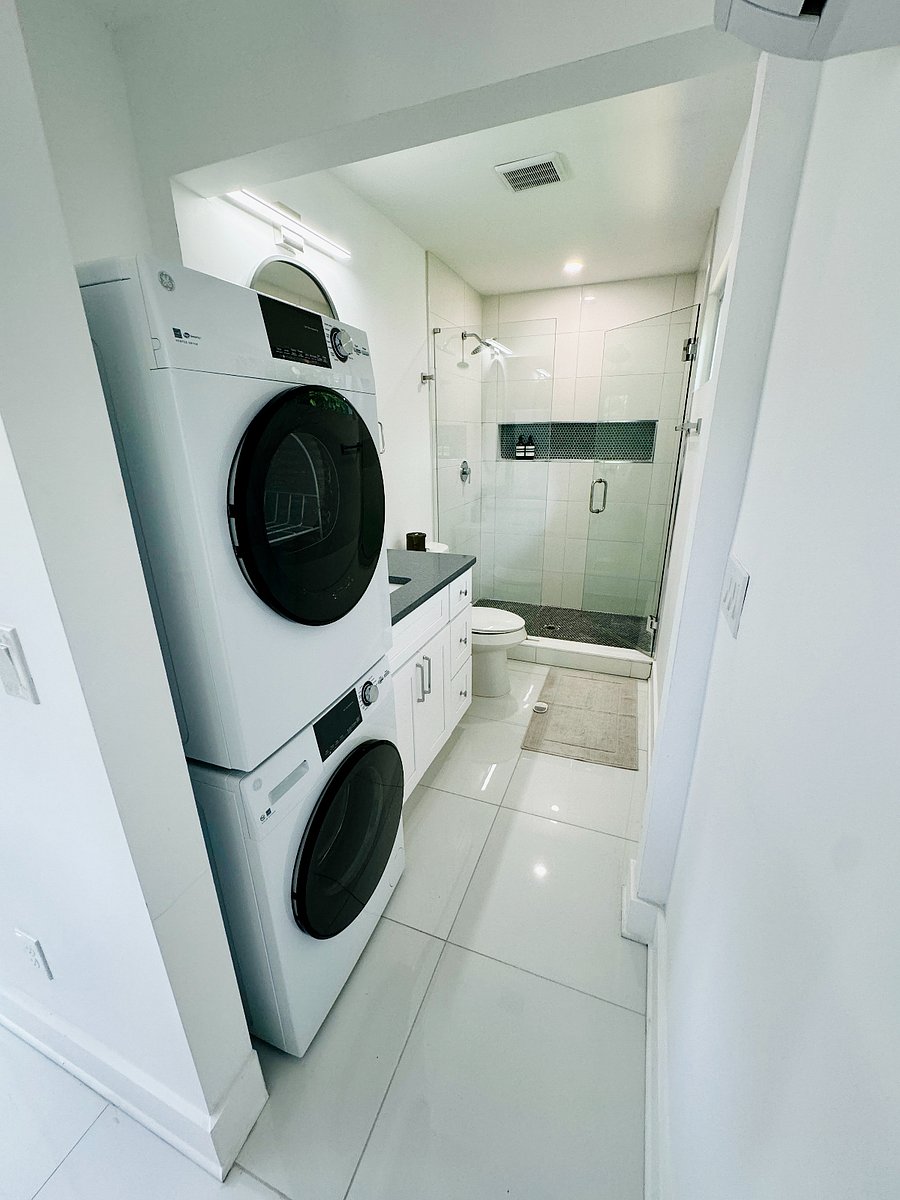 In Unit Washer-Dryer