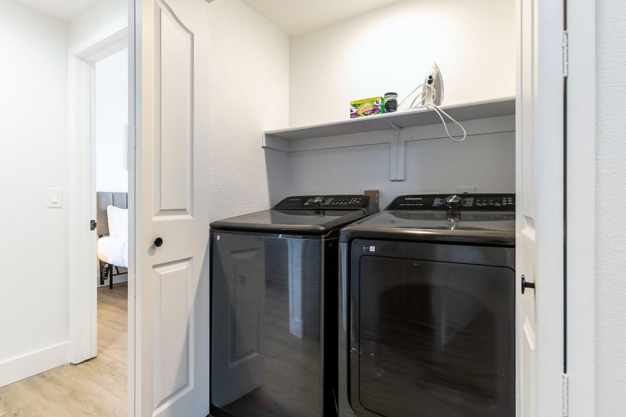 Furnished Finder property 726222_2 photo 9