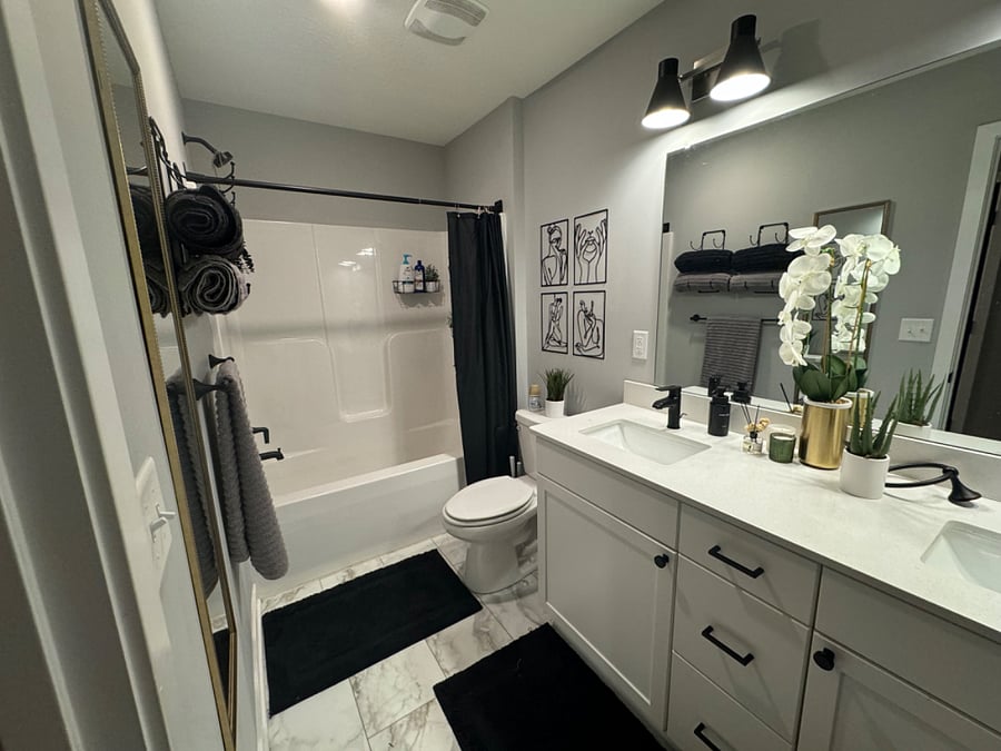 Upstairs full bath, double sink vanity!