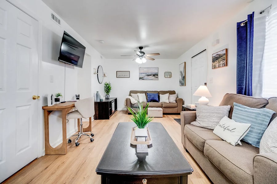 Furnished Finder property 726429_2 photo 30