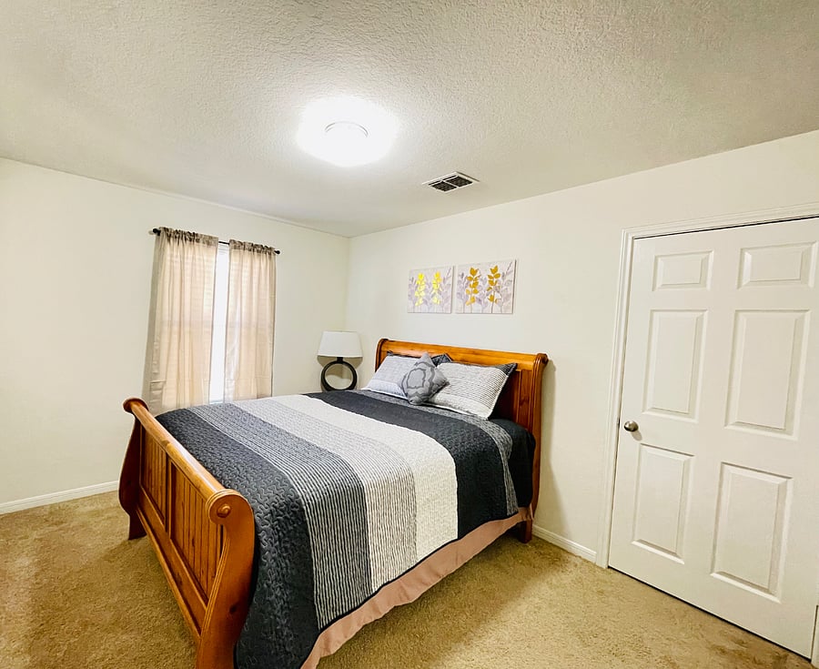 Furnished Finder property 726437_1 photo 12