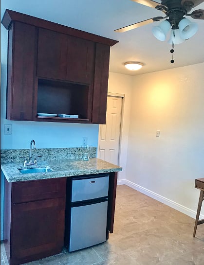 Furnished Finder property 726457_1 photo 4