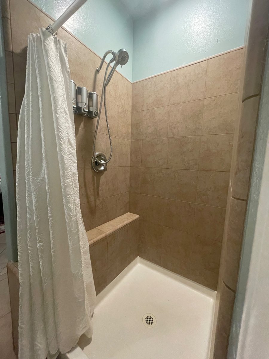 Furnished Finder property 726497_1 photo 3
