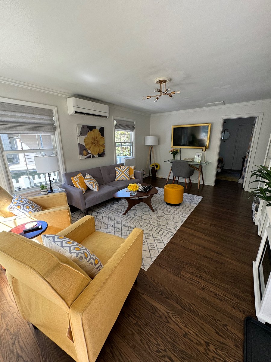 Check out the VIRTUAL TOUR on YouTube by searching for "Boise's North End Little Miss Sunshine."