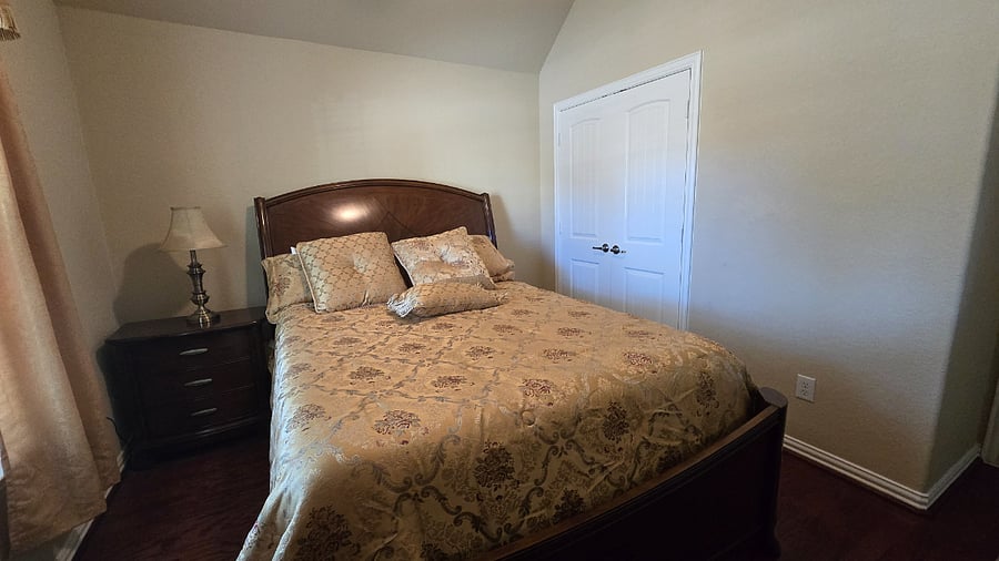 Furnished Finder property 726550_1 photo 17