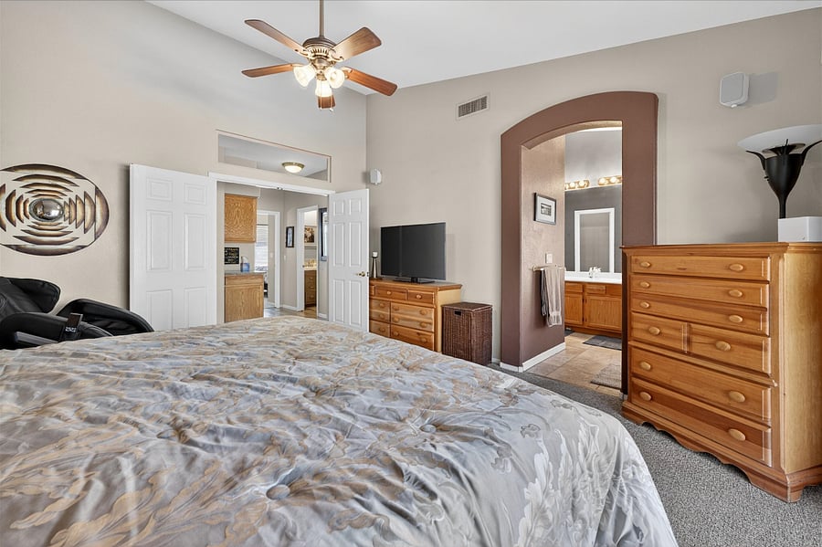 Furnished Finder property 726630_1 photo 17