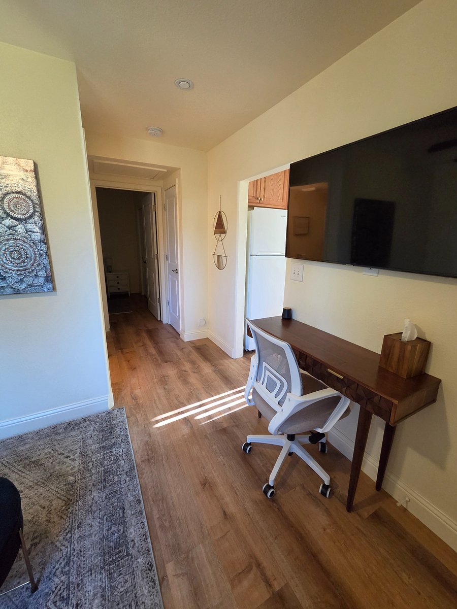 Furnished Finder property 726641_1 photo 3