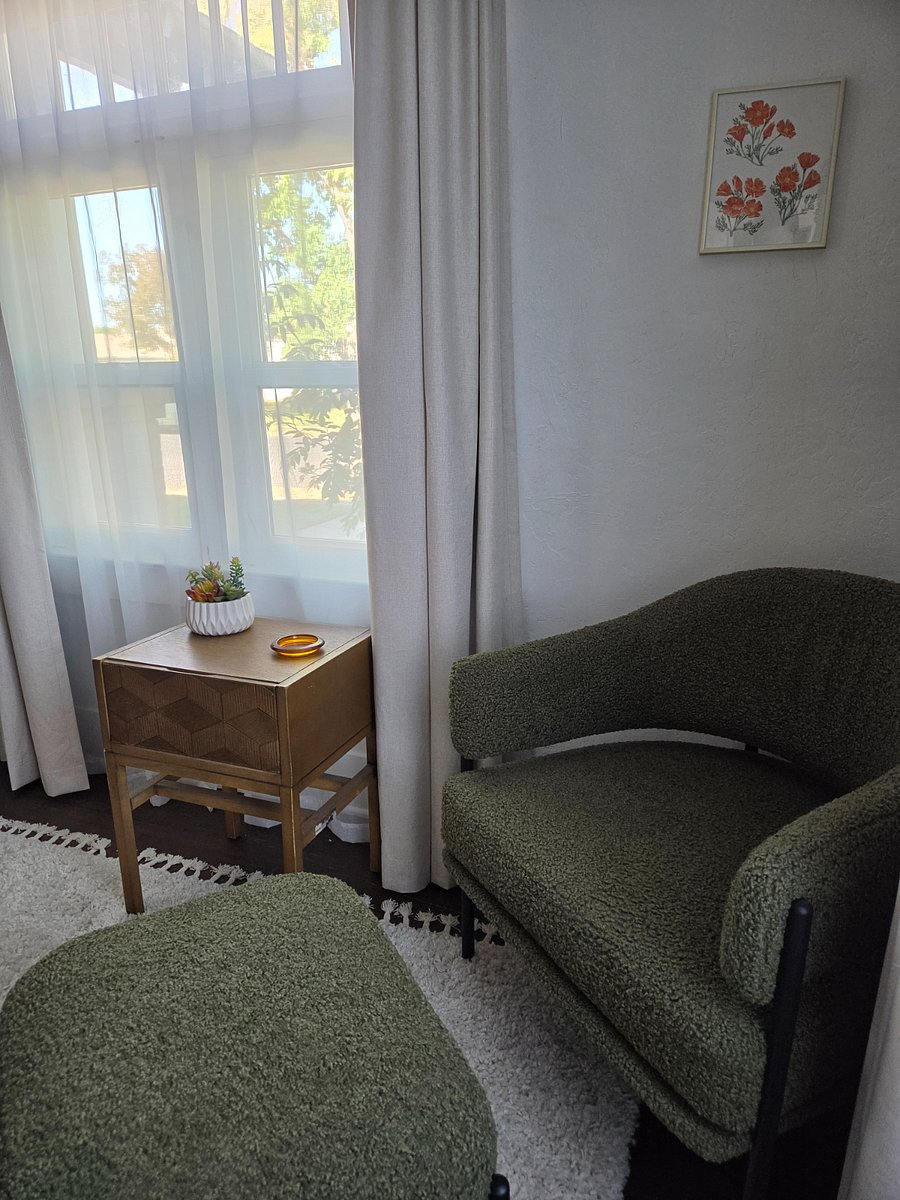Office/study/guest room
