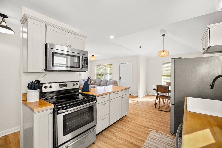 Furnished Finder property 726661_2 photo 13