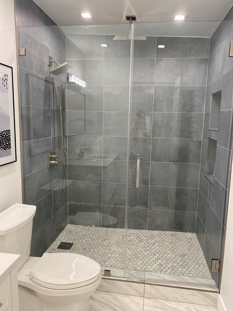 Spacious Shower