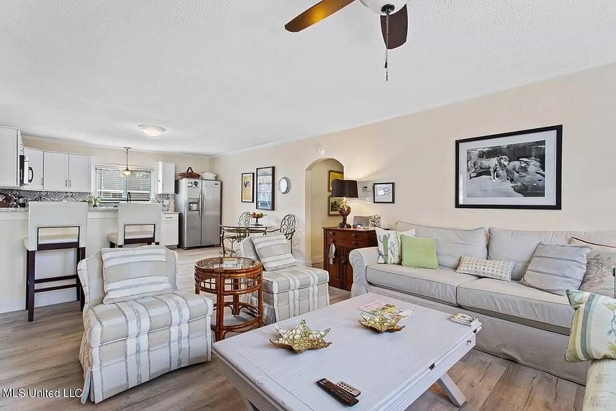 Furnished Finder property 726963_1 photo 7