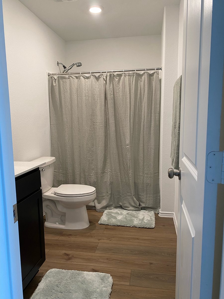 Furnished Finder property 726994_1 photo 8
