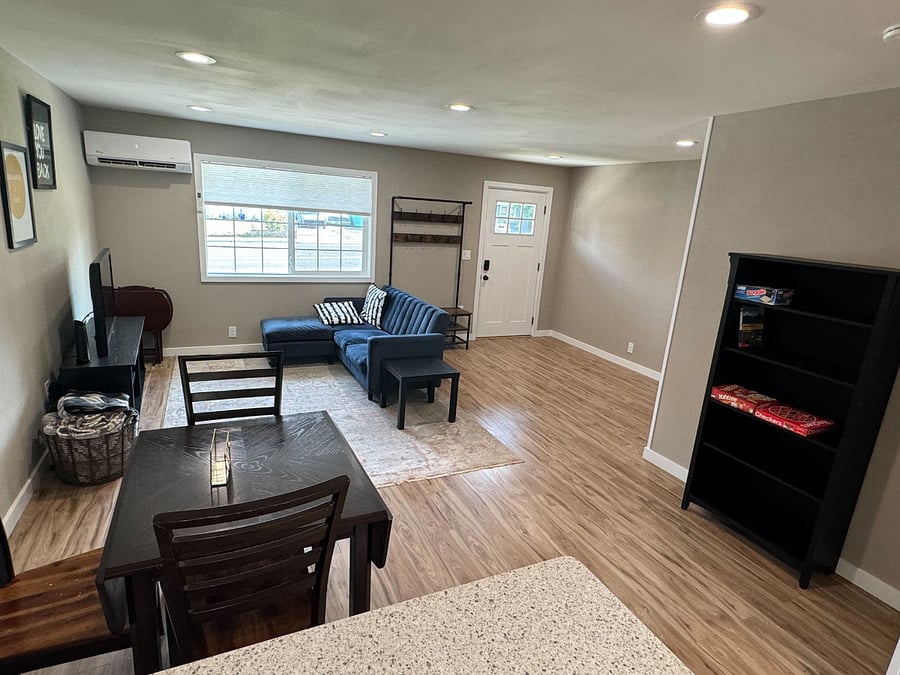 Furnished Finder property 727302_1 photo 3