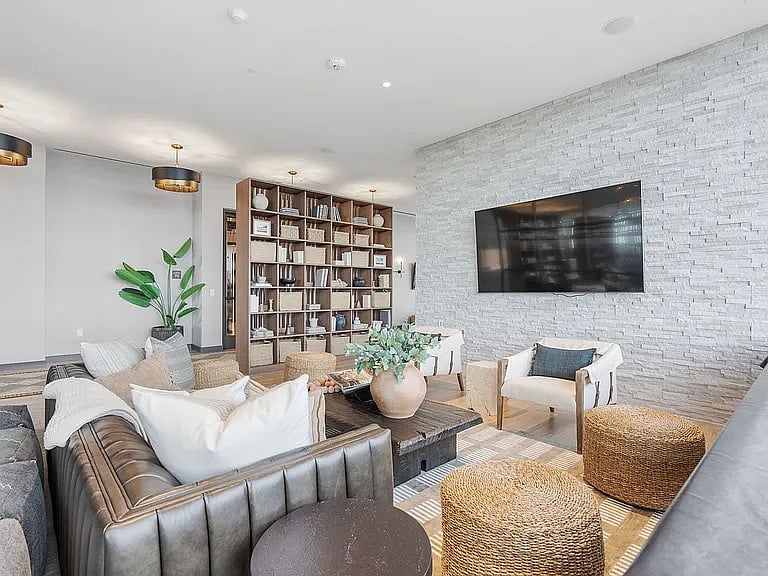 Furnished Finder property 727314_1 photo 37