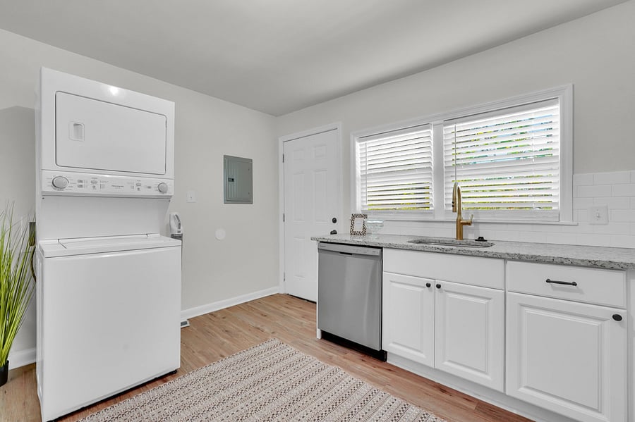Furnished Finder property 727320_8 photo 8