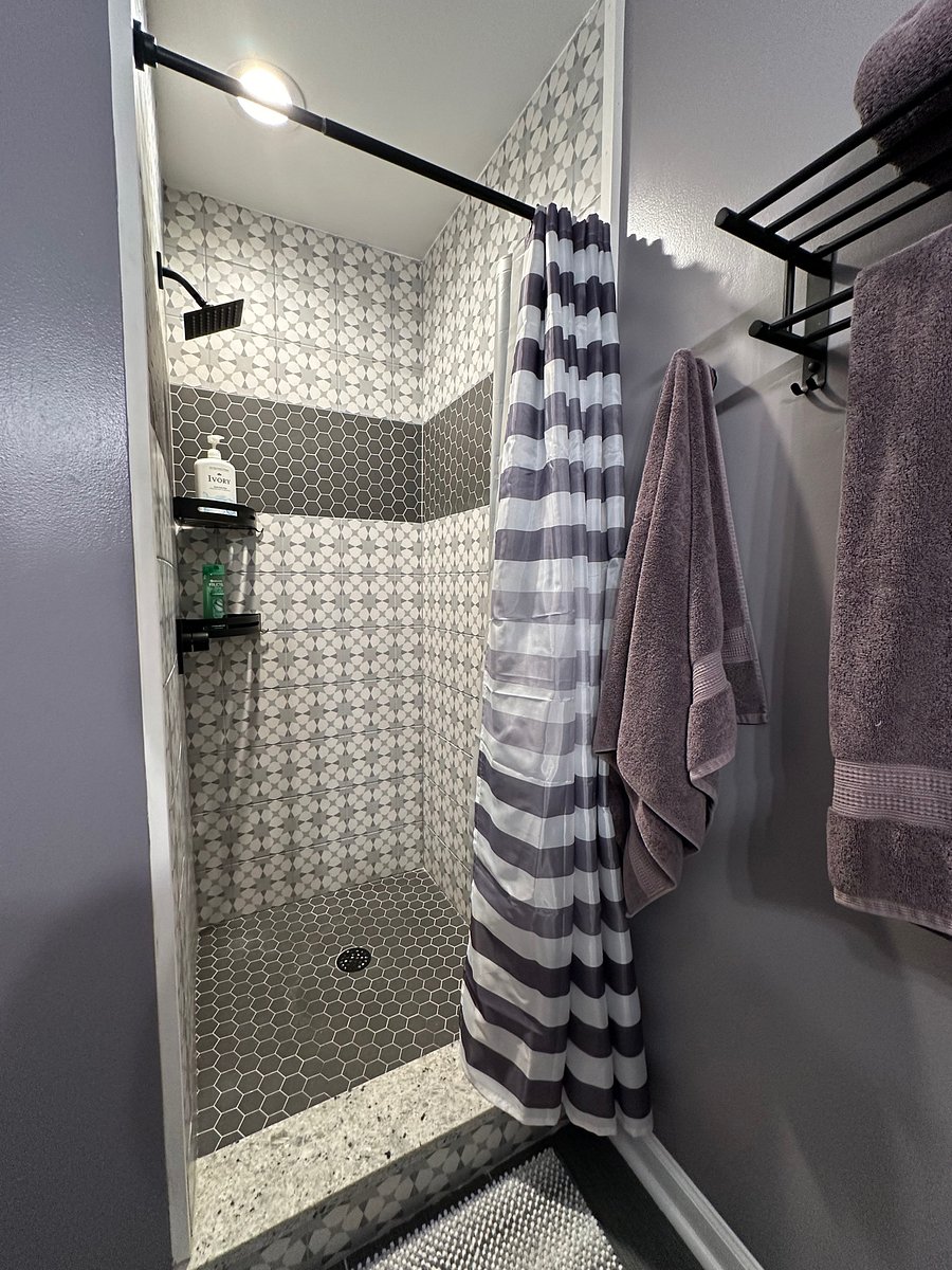 ensuite of main bedroom