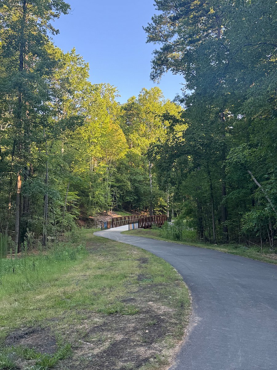 One of three Greenway accesses within walking distance of the condo