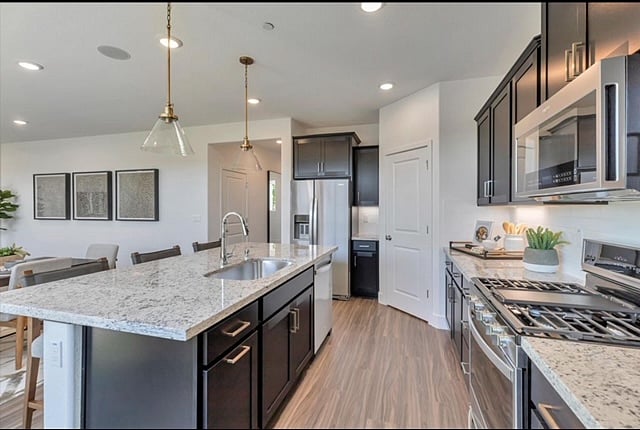 Furnished Finder property 727431_1 photo 5