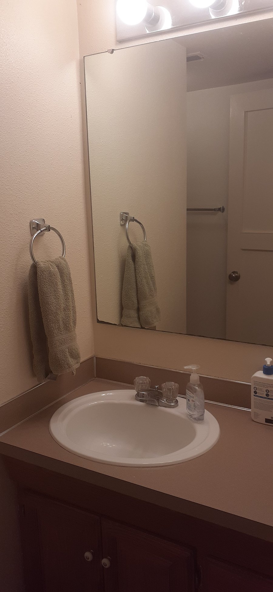 Furnished Finder property 727520_1 photo 8